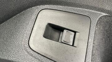 2022 Volkswagen TSI Active Euro 6 5-door (Black) - Image: 20