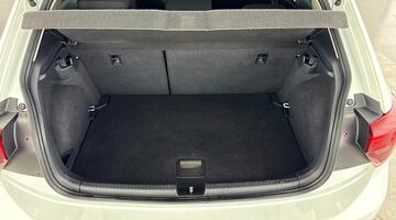 2022 Volkswagen 1.0 TSI Life Euro 6 5-door (White) - Image: 22