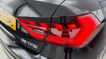 2025 Audi TFSI 35 S line Sportback S Tronic Euro 6 5-door (Black) - Image: 29