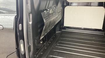 2025 Ford 2.0 320 EcoBlue Trail LH1 Euro 6 5-door (Black) - Image: 14