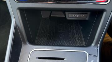 2025 Volkswagen 1.0 TSI R-Line DSG Euro 6 5-door (Silver) - Image: 40