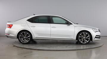 2024 Škoda 2.0 TDI SportLine Plus DSG Euro 6 5-door (Silver) - Image: 4