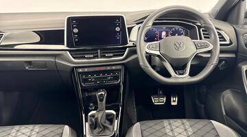 2025 Volkswagen TSI R-Line DSG Euro 6 5-door (Black) - Image: 8