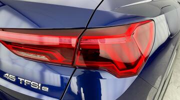 2022 Audi TFSIe 45 Black Edition S Tronic Euro 6 5-door 13kWh (Blue) - Image: 31