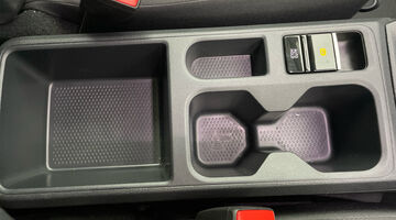 2025 Volkswagen 2.0 TDI C20 Commerce LWB Euro 6 6-door (White) - Image: 25