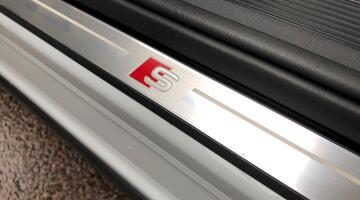 2024 Audi 45 Black Edition Sportback Auto quattro 5-door 82kWh (White) - Image: 15