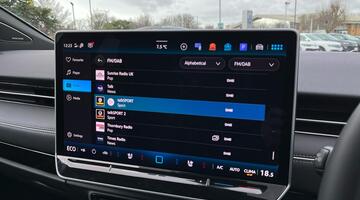 2025 Volkswagen Pro 77kWh Match Plus Fastback Auto 5-door (Grey) - Image: 14