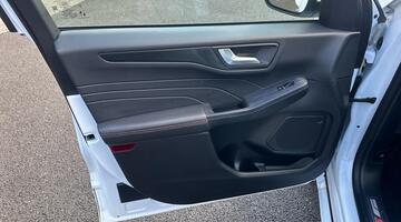 2022 Ford Duratec 14.4kWh ST-Line X Edition CVT Euro 6 5-door (White) - Image: 17