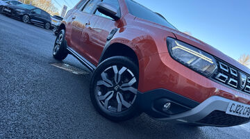 2022 Dacia TCe Prestige Euro 6 5-door (Orange) - Image: 31