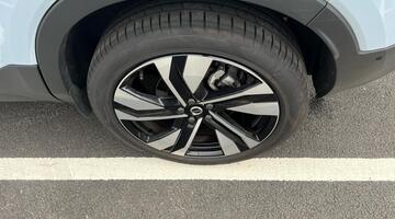 2025 Volvo 2.0 B4 MHEV Ultra Dark DCT Auto Euro 6 5-door (Blue) - Image: 25