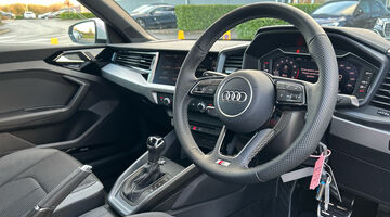2025 Audi TFSI 35 S line Sportback S Tronic Euro 6 5-door (White) - Image: 14