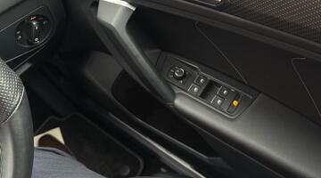 2023 Volkswagen 2.0 TDI R-Line DSG Euro 6 5-door (Grey) - Image: 27