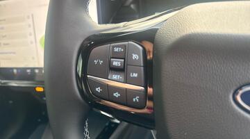 2026 Ford Standard Range 43kWh Premium Auto 5-door (Yellow) - Image: 33