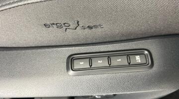 2025 Škoda 2.0 TDI SE L DSG Euro 6 5-door (Yellow) - Image: 23