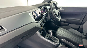 2024 Volkswagen 1.0 TSI R-Line DSG Euro 6 5-door (Silver) - Image: 2