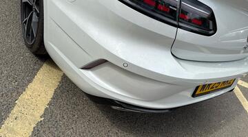 2025 Volkswagen 2.0 TSI R Fastback DSG 4Motion Euro 6 5-door (White) - Image: 21