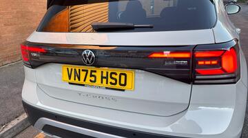 2025 Volkswagen 1.0 TSI Match Euro 6 5-door (Grey) - Image: 38