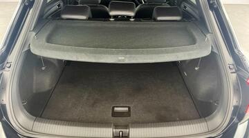 2024 Volkswagen TSI R-Line DSG Euro 6 5-door (Black) - Image: 29