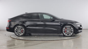 2025 Audi 100kWh Performance Edition 1 Auto 5-door (Black) - Image: 4