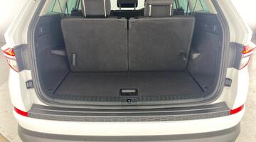 2022 Škoda TSI ACT SE Drive Euro 6 5-door (7 Seat) (White) - Image: 28