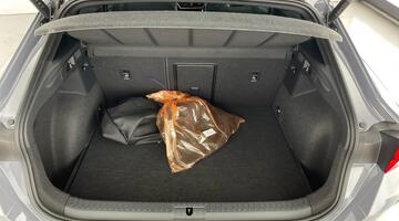 2025 CUPRA EHybrid 25.8kWh V2 DSG Euro 6 5-door (Grey) - Image: 27