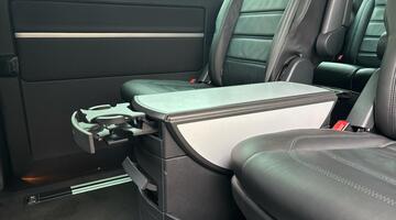 2016 Volkswagen 2.0 BiTDI BlueMotion Tech Executive 4Motion Euro 6 5-door (Silver) - Image: 16