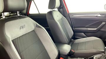 2021 Volkswagen TSI EVO R-Line DSG Euro 6 5-door (Red) - Image: 19