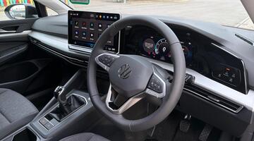 2025 Volkswagen TSI Match Euro 6 5-door (Black) - Image: 6