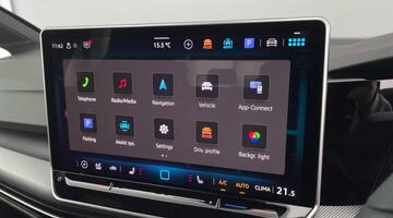 2025 Volkswagen ETSI MHEV R-Line DSG Euro 6 5-door (Grey) - Image: 18