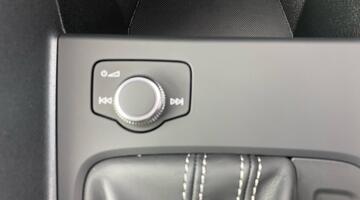 2025 Audi 1.0 TFSI 30 S line Sportback S Tronic Euro 6 5-door (Blue) - Image: 25