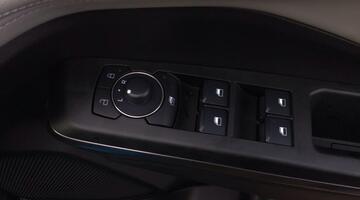 2026 Ford Standard Range 43kWh Select Auto 5-door (Blue) - Image: 18