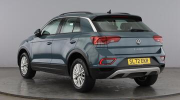 2022 Volkswagen TSI Life DSG Euro 6 5-door (Blue) - Image: 3