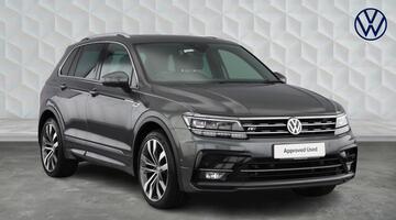 2017 Volkswagen 2.0 TSI R-Line DSG 4Motion Euro 6 5-door (Grey) - Image: 1
