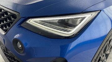 2025 SEAT 1.0 TSI FR Black Edition DSG Euro 6 5-door (Multicolour) - Image: 36