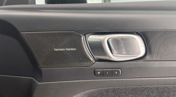 2022 Volvo Recharge 69kWh Ultimate Auto 5-door (Unlisted) - Image: 17