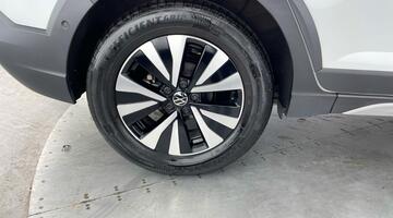 2023 Volkswagen 1.0 TSI Life DSG Euro 6 5-door (White) - Image: 22