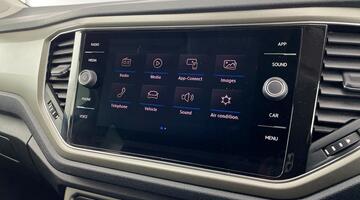 2021 Volkswagen 1.0 TSI SE Euro 6 5-door (Blue) - Image: 18