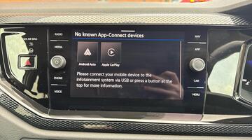 2025 Volkswagen 1.0 TSI Match Euro 6 5-door (Silver) - Image: 51