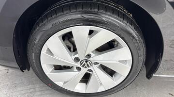 2024 Volkswagen TSI Match Euro 6 5-door (Black) - Image: 36