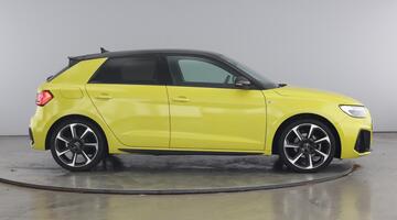 2023 Audi TFSI 35 Black Edition Sportback S Tronic Euro 6 5-door (Yellow) - Image: 4