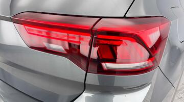 2023 Volkswagen 1.0 TSI Life Euro 6 5-door (Grey) - Image: 15