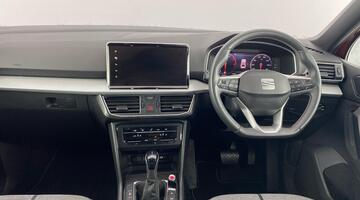 2022 SEAT TSI EVO SE Technology DSG Euro 6 5-door (Red) - Image: 8