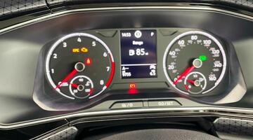 2021 Volkswagen 1.0 TSI SEL DSG Euro 6 5-door (Orange) - Image: 21