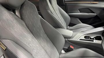 2025 CUPRA ETSI V2 DSG Euro 6 5-door (Blue) - Image: 10