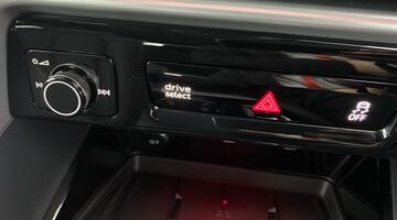 2025 Audi 2.0 TFSI S line S Tronic quattro Euro 6 5-door (Grey) - Image: 13