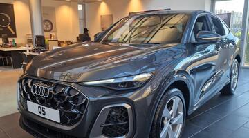 2025 Audi 2.0 TDI S line Sportback S Tronic quattro Euro 6 5-door (Grey) - Image: 2