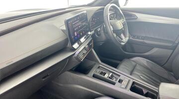 2022 CUPRA 2.0 TSI VZDSG 4-doorive Euro 6 5dr (Grey) - Image: 2