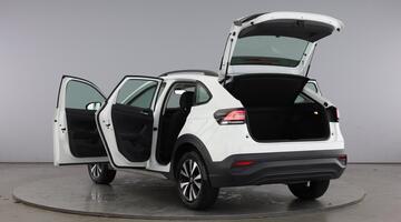 2023 Volkswagen 1.0 TSI Life DSG Euro 6 5-door (White) - Image: 11