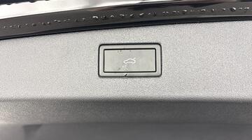 2025 Volkswagen 2.0 TDI Match DSG Euro 6 5-door (Black) - Image: 38