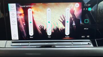 2022 Volkswagen TSI 13kWh Style DSG Euro 6 5-door (Black) - Image: 20